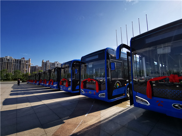 开创公交运营新模式，金龙客车“地铁巴士”交付宁德 